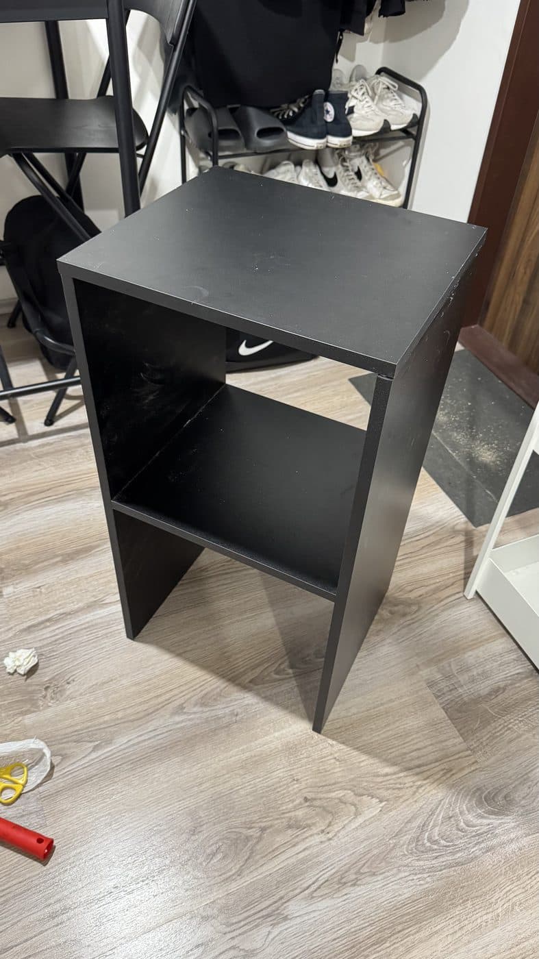 The finished piece, assembled and standing on its own.